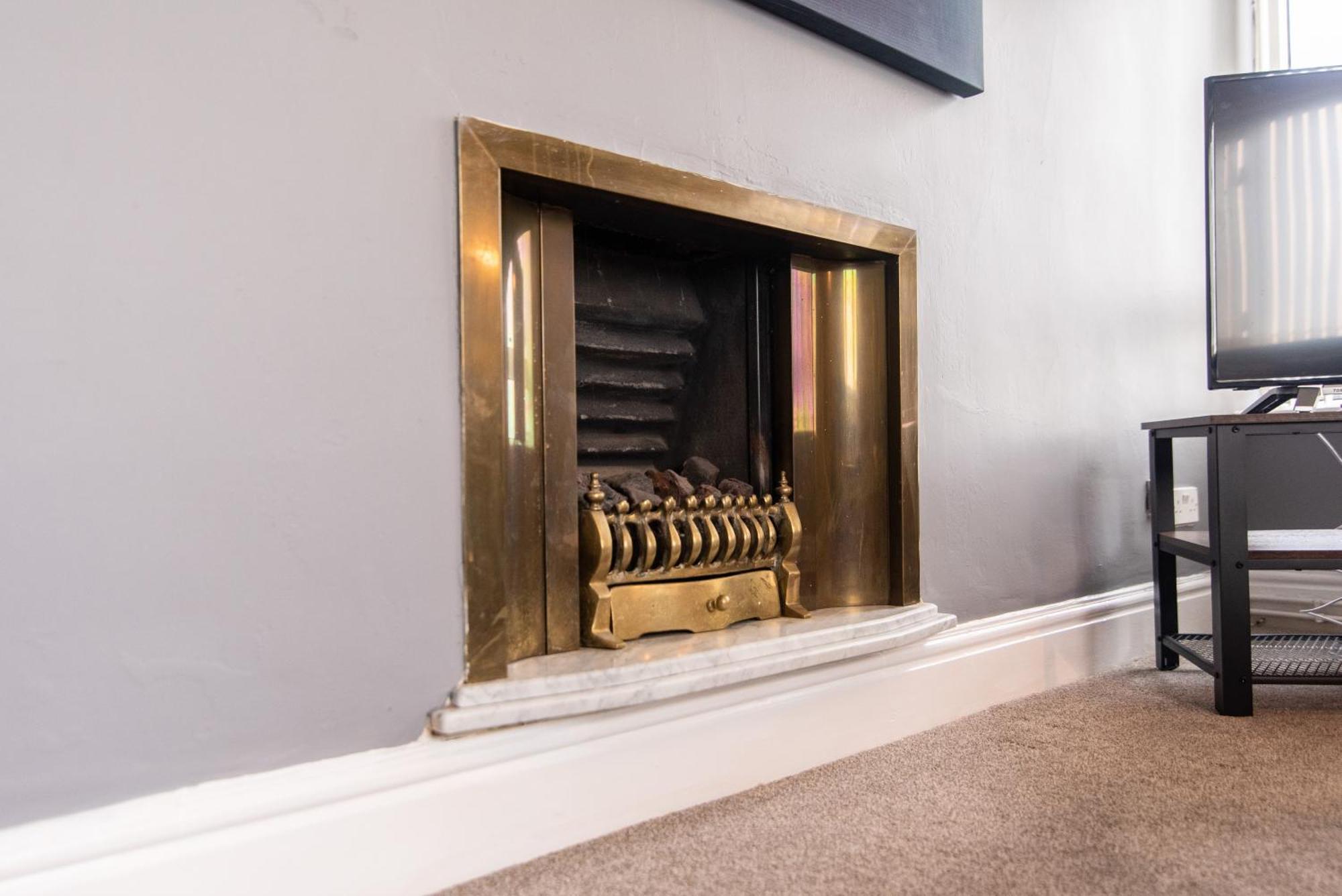 3 Bed Apartment - Perfect For Contractors Near Liverpool Airport Hale  Luaran gambar